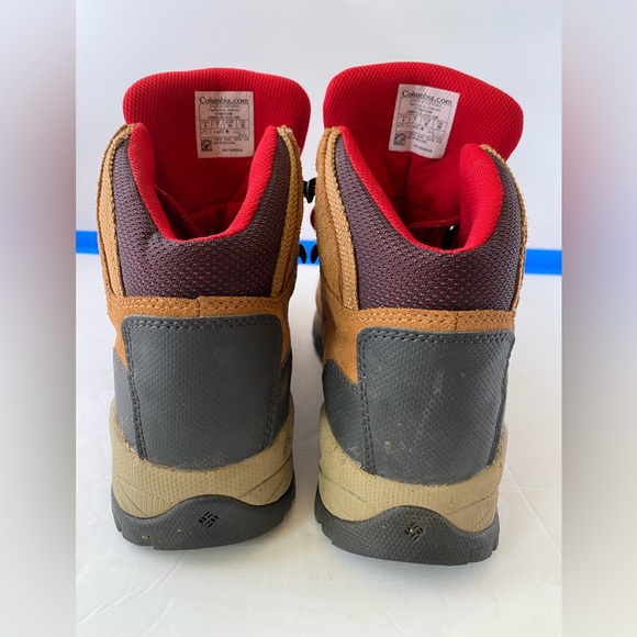 Women’s Newton Ridge™ Plus Waterproof Amped Hiking Boot - Womens - US9 - Picture 4 of 8